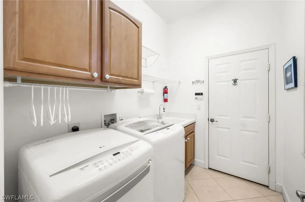 6078 Highwood Park Court Naples FL 34110
