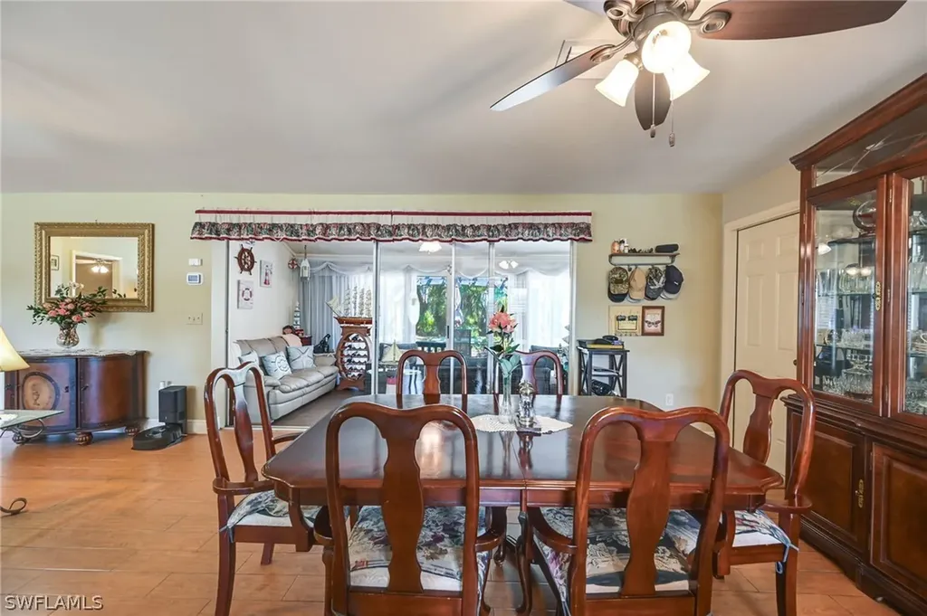 20 Maui Circle Naples FL 34112