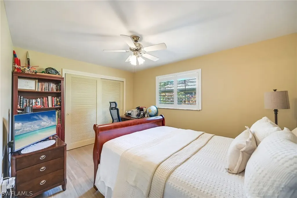 20 Maui Circle Naples FL 34112