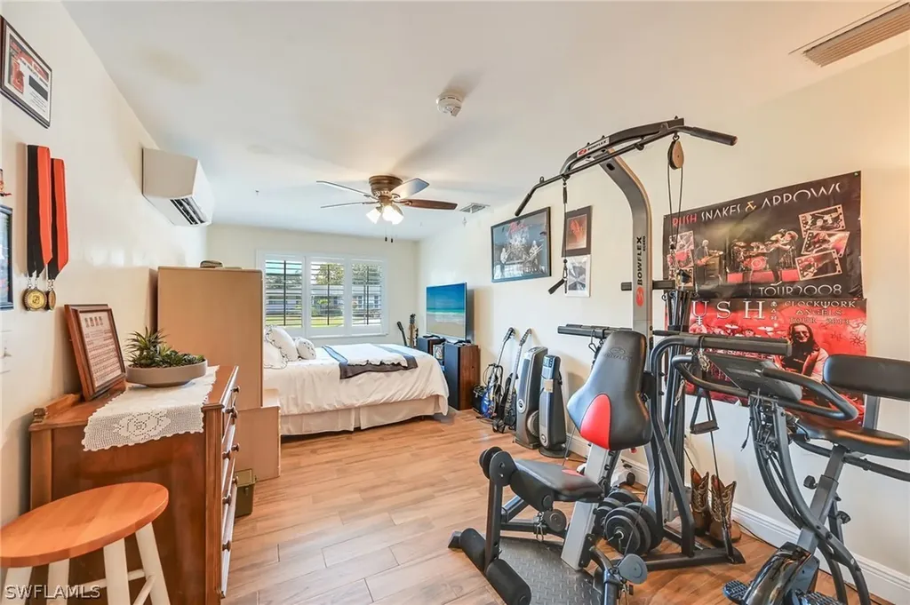 20 Maui Circle Naples FL 34112