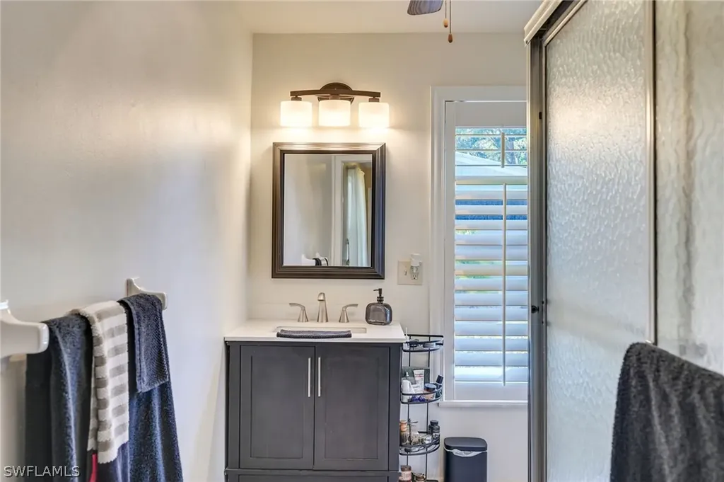 20 Maui Circle Naples FL 34112