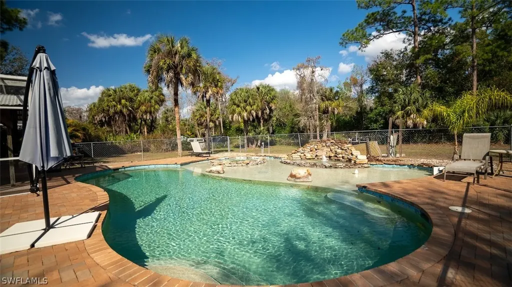 720 29th Street NW Naples FL 34120