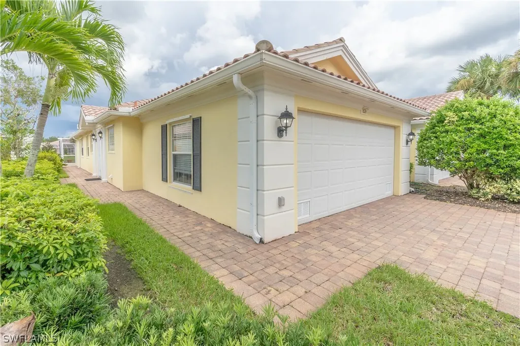 7639 Novara Court Naples FL 34114