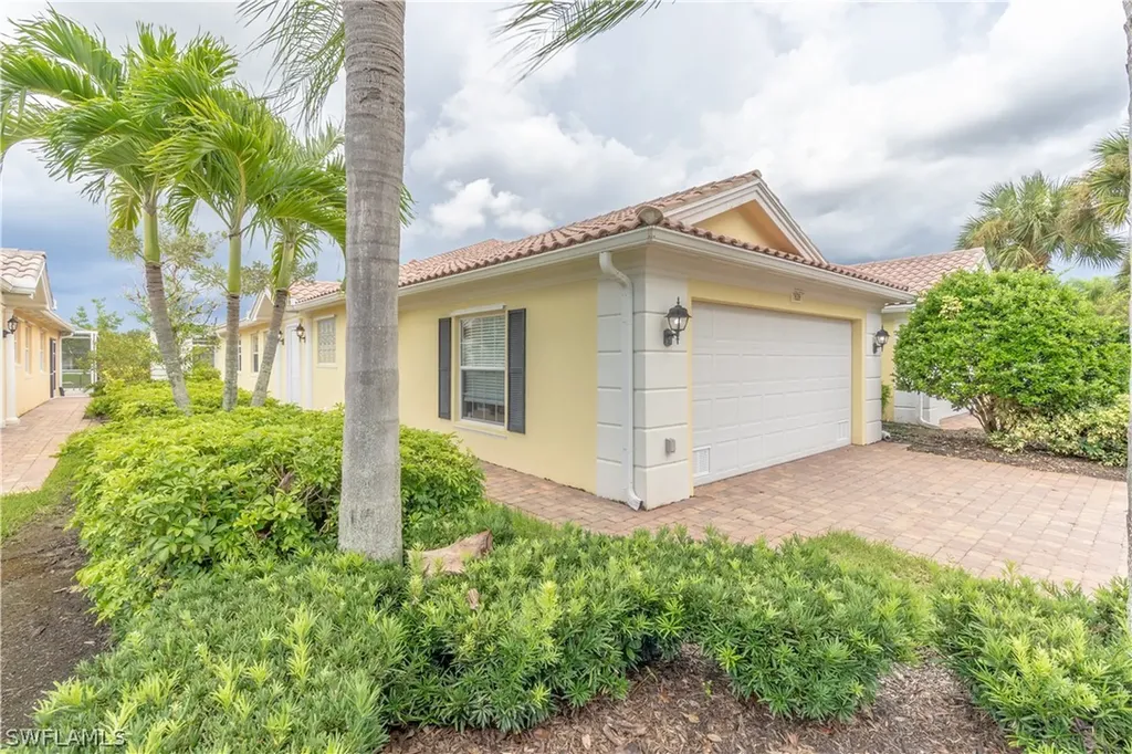 7639 Novara Court Naples FL 34114