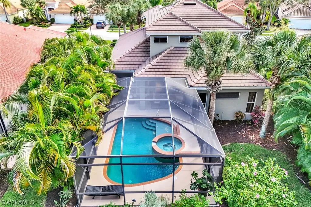 6499 Waverly Green Way Naples FL 34110