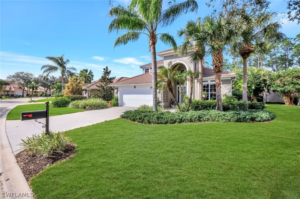 6499 Waverly Green Way Naples FL 34110