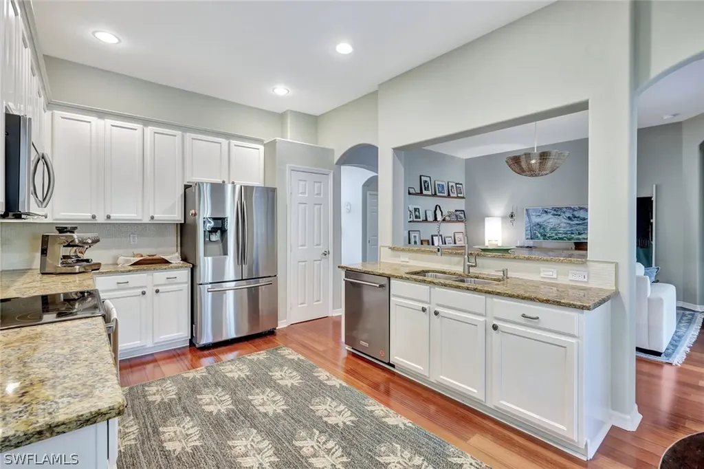 6499 Waverly Green Way Naples FL 34110