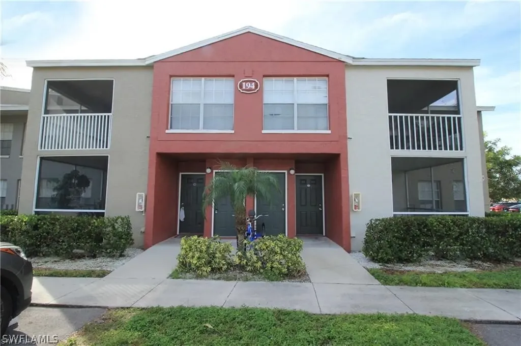 194 Santa Clara Drive Naples FL 34104