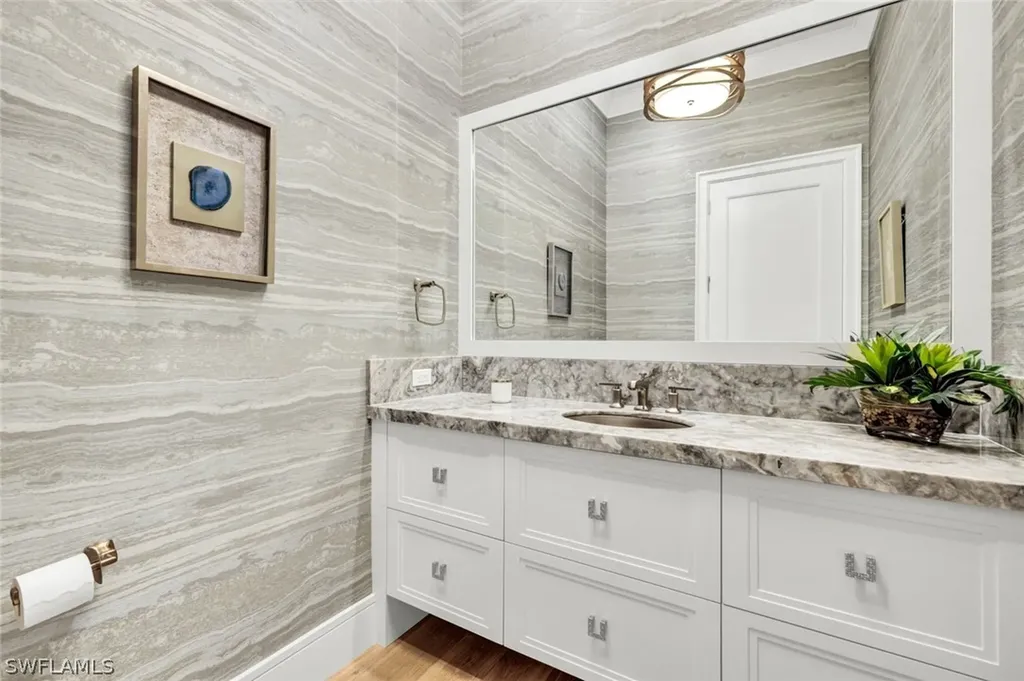 6892 Leeward Way Naples FL 34109
