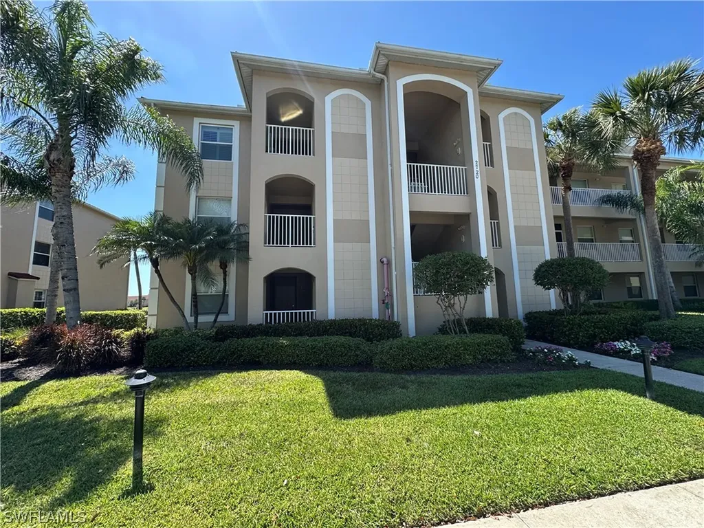 2720 Cypress Trace Circle Naples FL 34119