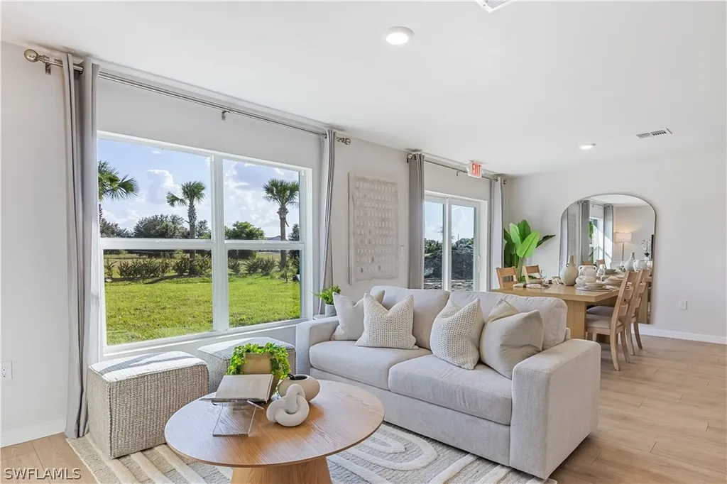 805 NW 20th Avenue Cape Coral FL 33993