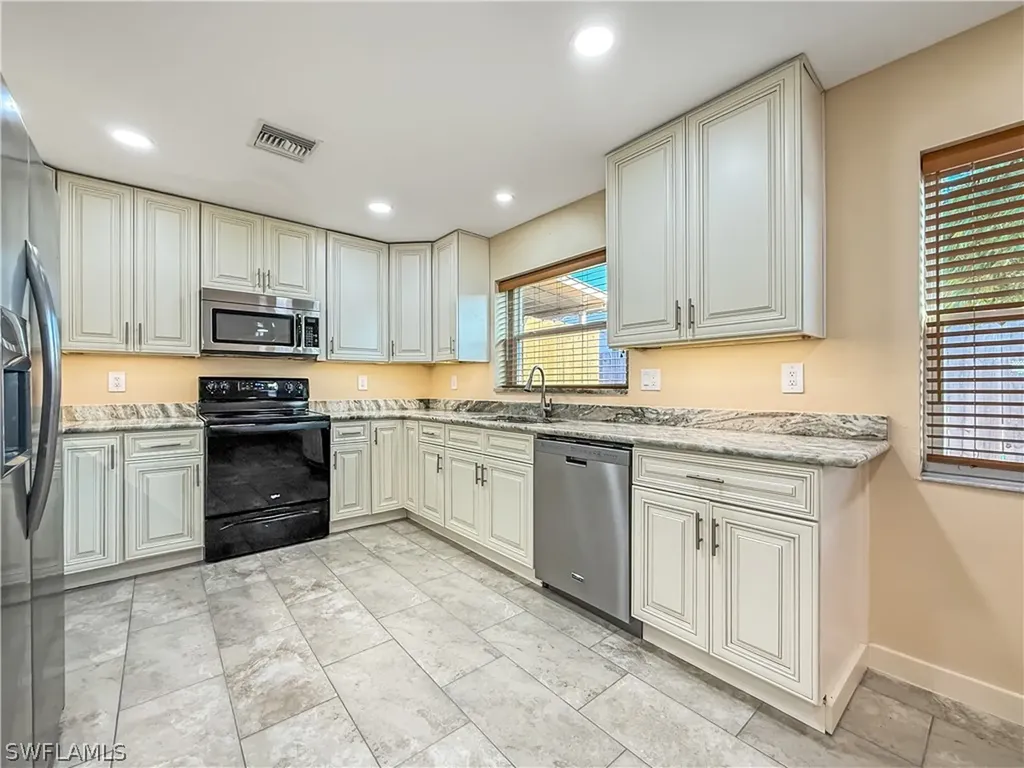 2115 Saint Croix Avenue Fort Myers FL 33905