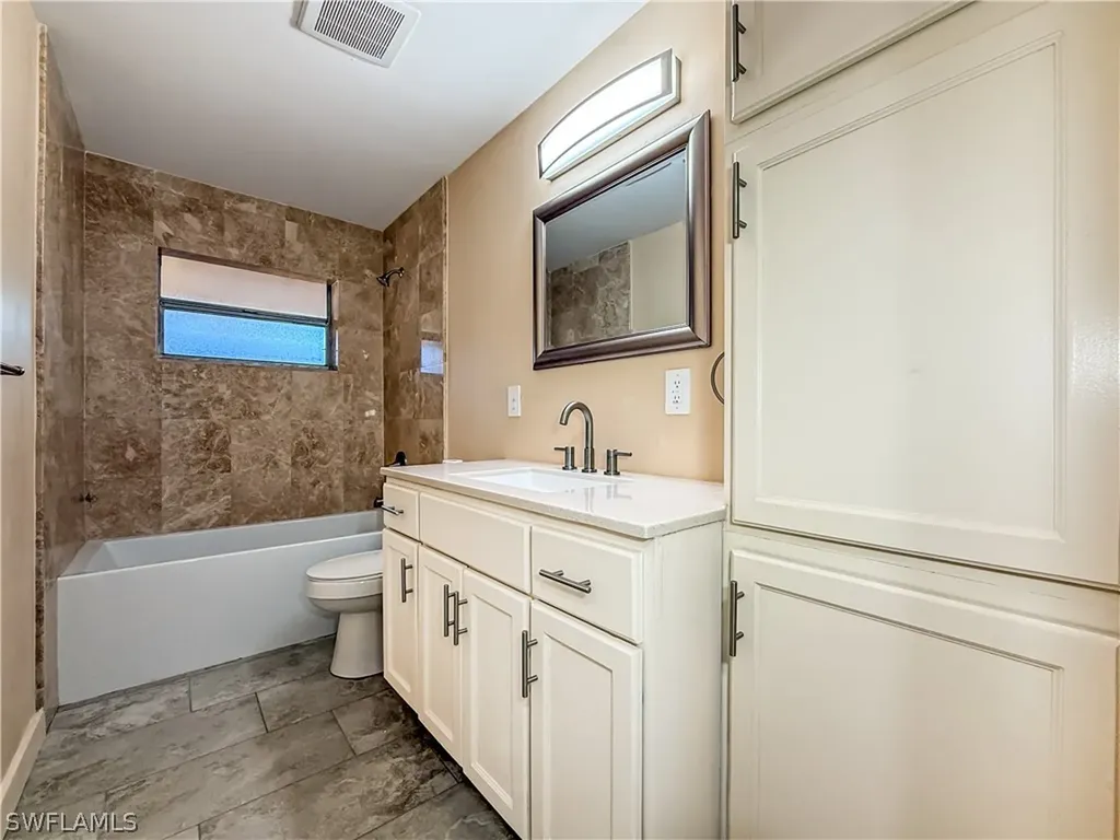 2115 Saint Croix Avenue Fort Myers FL 33905