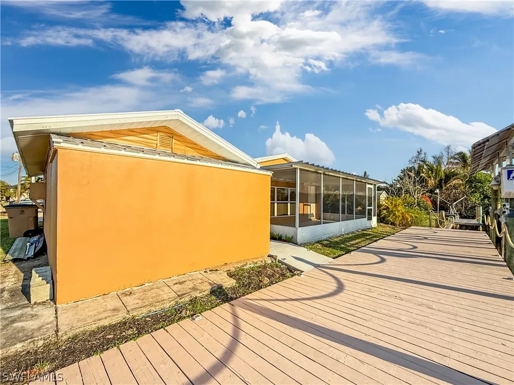 2115 Saint Croix Avenue Fort Myers FL 33905