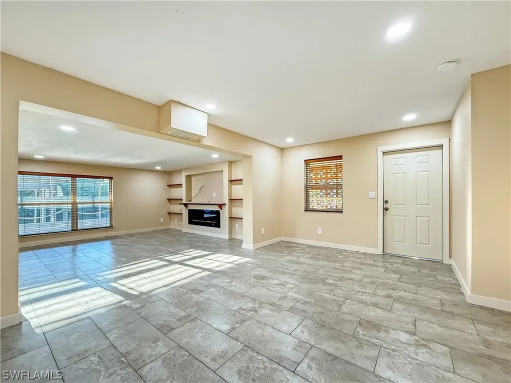 2115 Saint Croix Avenue Fort Myers FL 33905