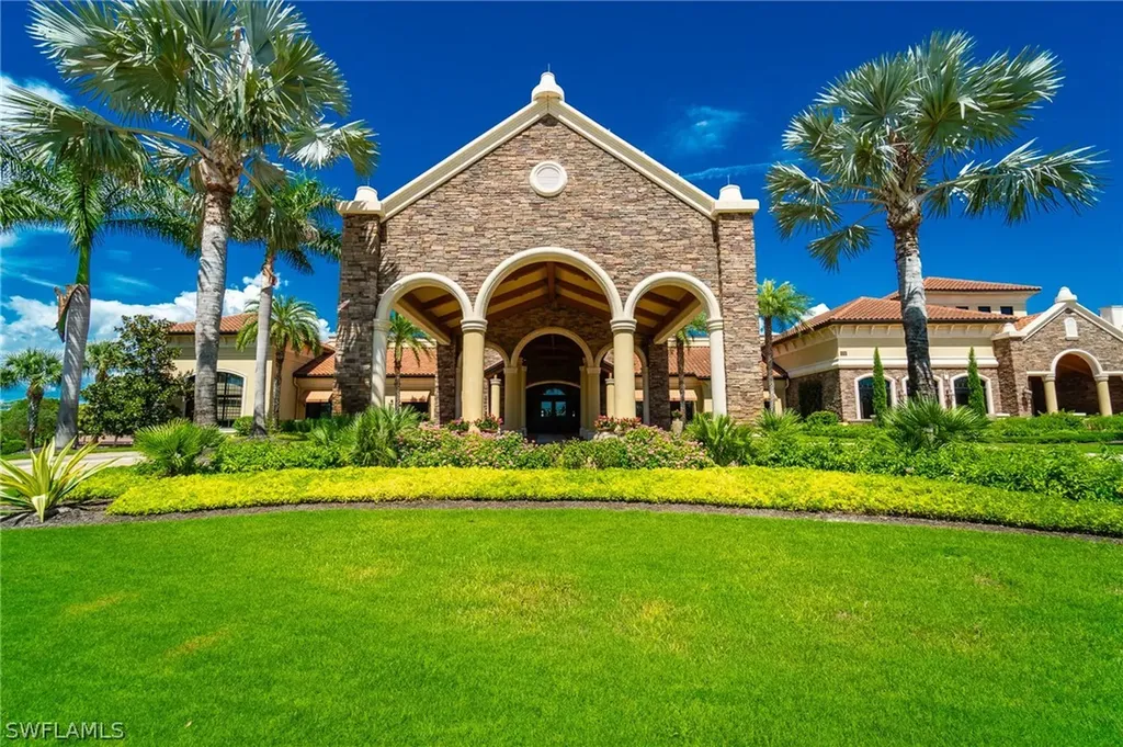 9590 Trevi Court Naples FL 34113