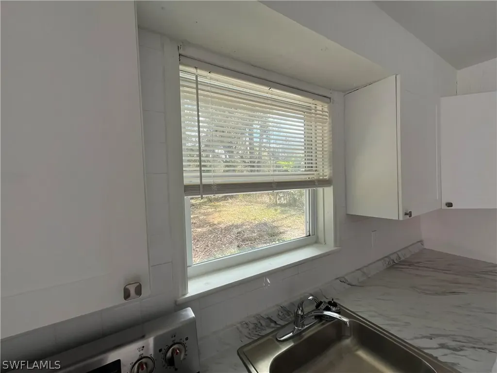 76 Crescent Lake Drive North Fort Myers FL 33917