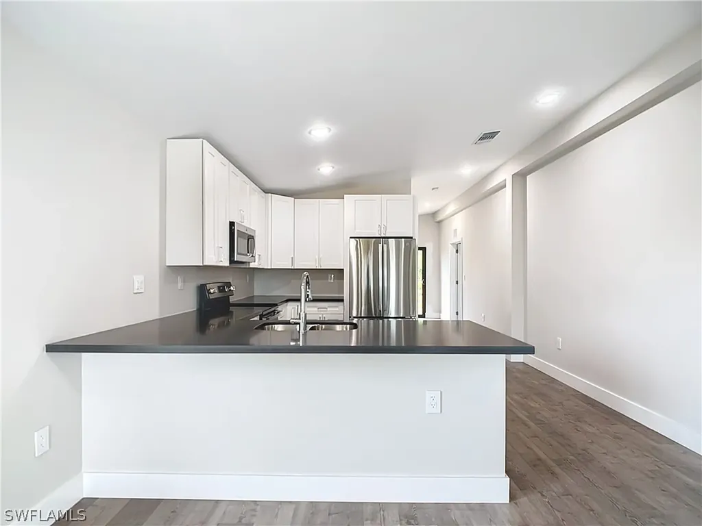 2505 Storter Avenue Naples FL 34112