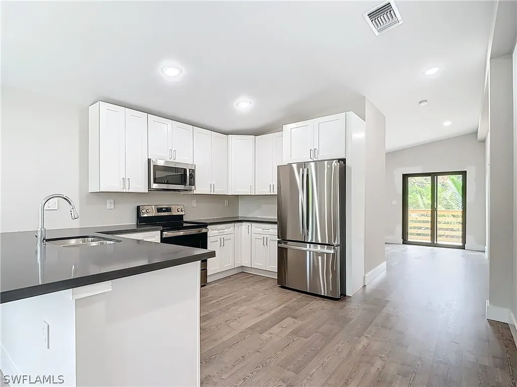 2505 Storter Avenue Naples FL 34112