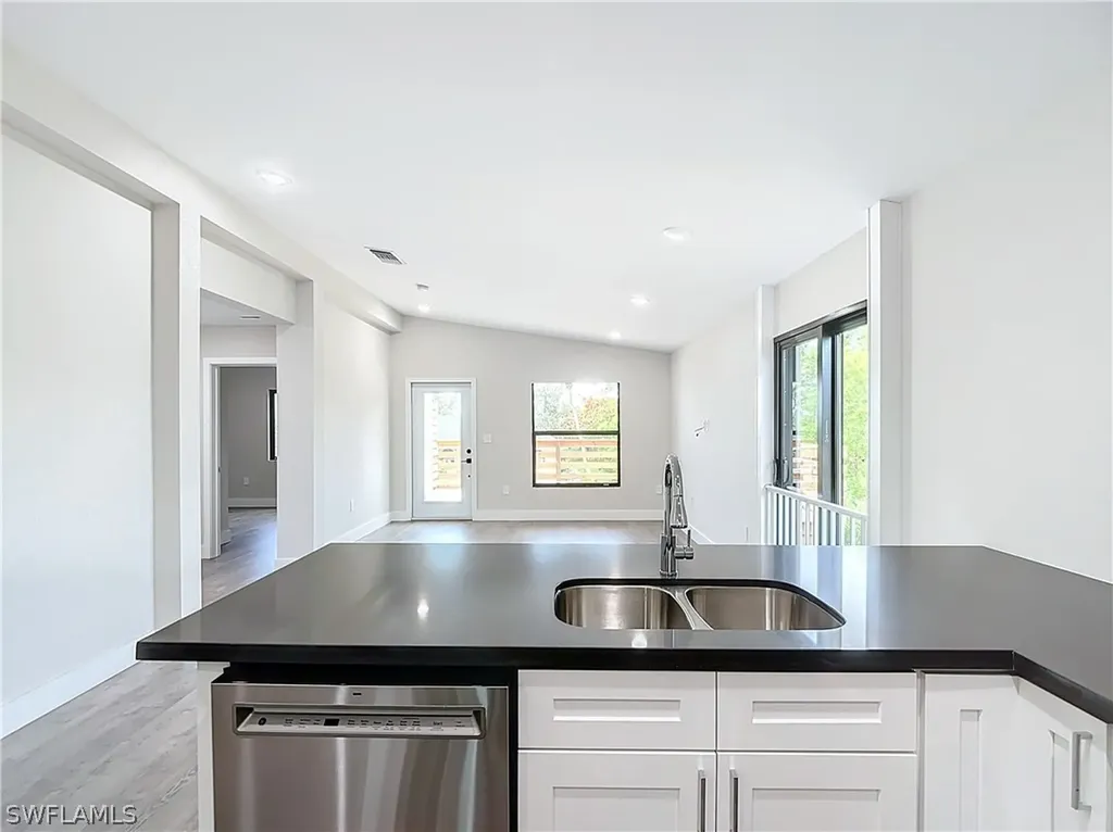 2505 Storter Avenue Naples FL 34112