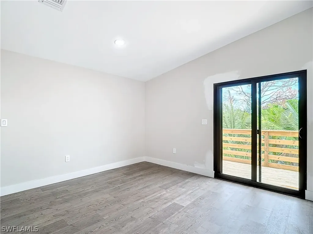 2505 Storter Avenue Naples FL 34112