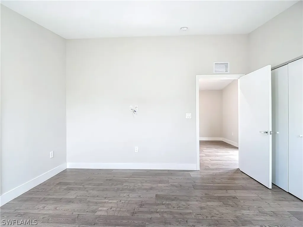 2505 Storter Avenue Naples FL 34112