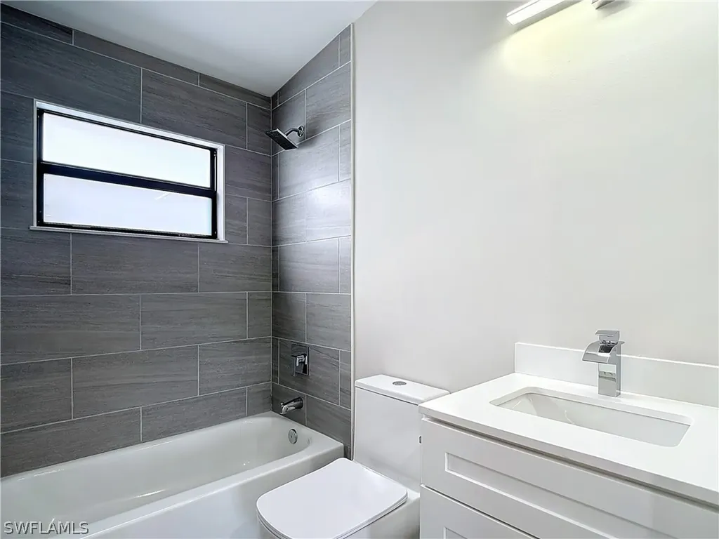 2505 Storter Avenue Naples FL 34112