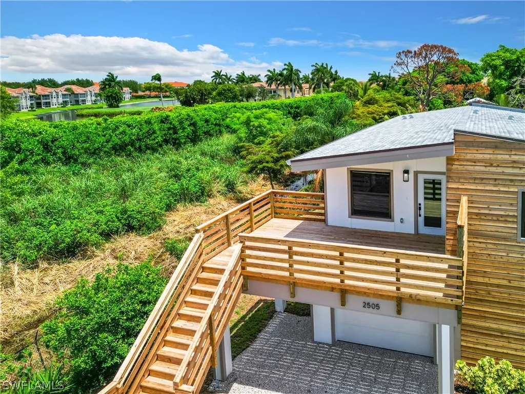 2505 Storter Avenue Naples FL 34112