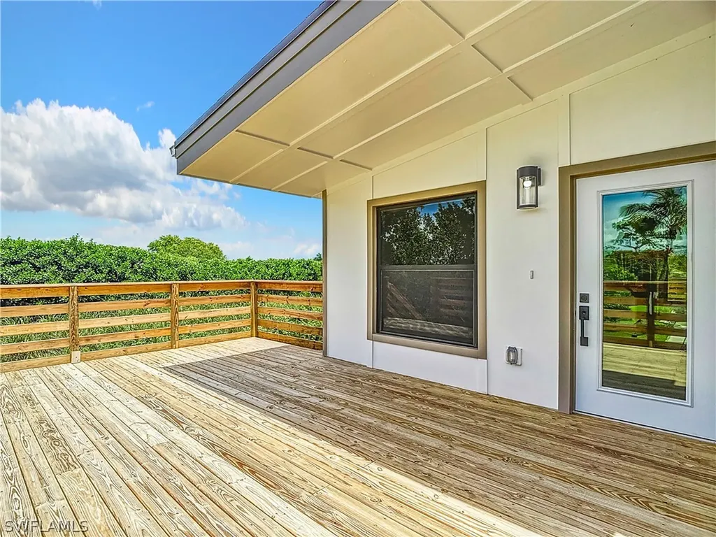 2505 Storter Avenue Naples FL 34112