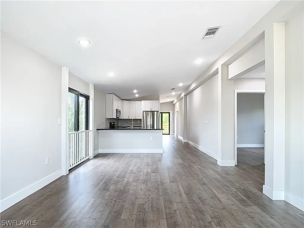 2505 Storter Avenue Naples FL 34112