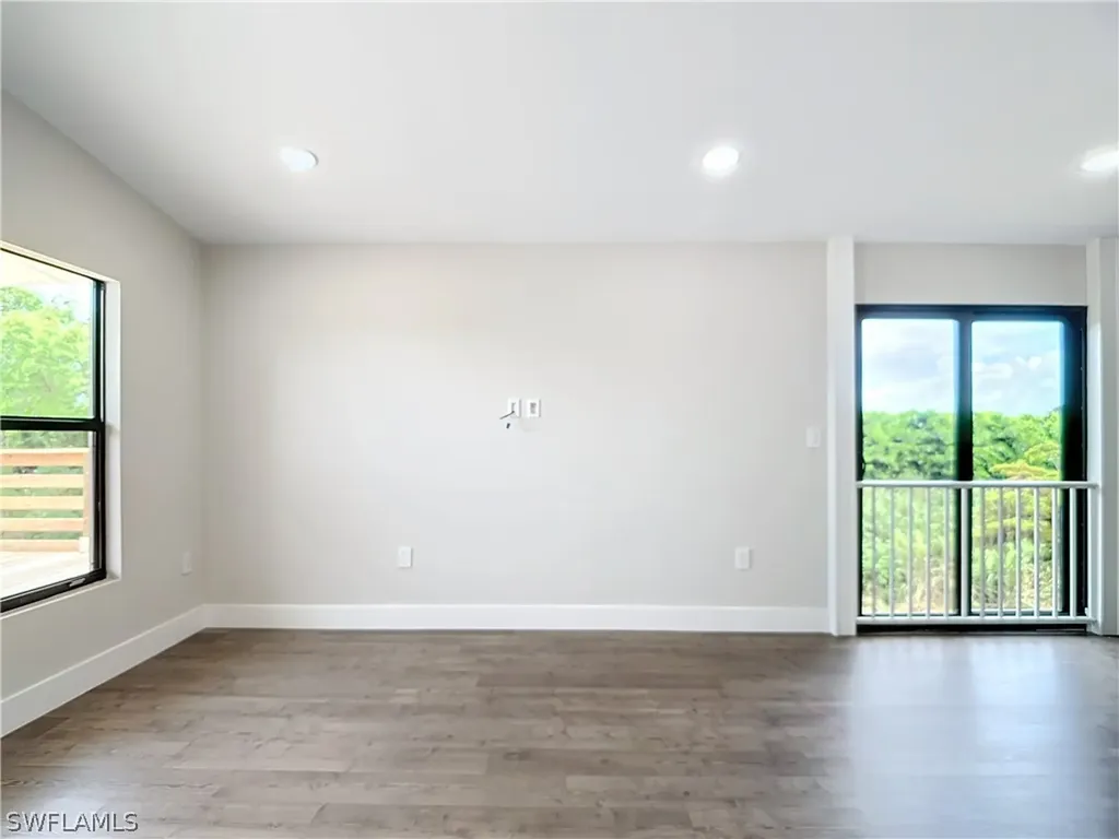2505 Storter Avenue Naples FL 34112