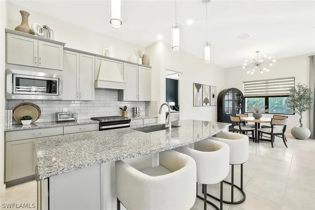 9772 Willet Court Naples FL 34120