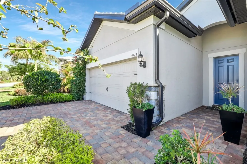 9772 Willet Court Naples FL 34120