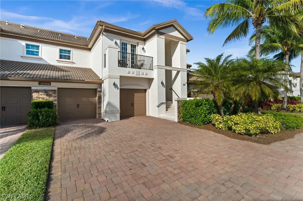 8069 Players Cove Drive Naples FL 34113