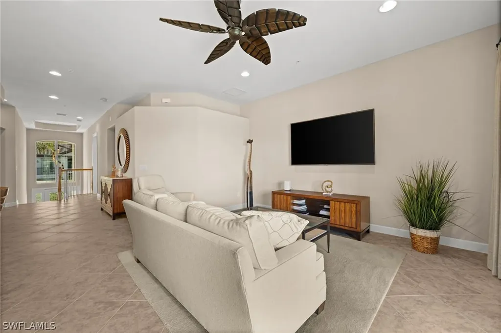 8069 Players Cove Drive Naples FL 34113