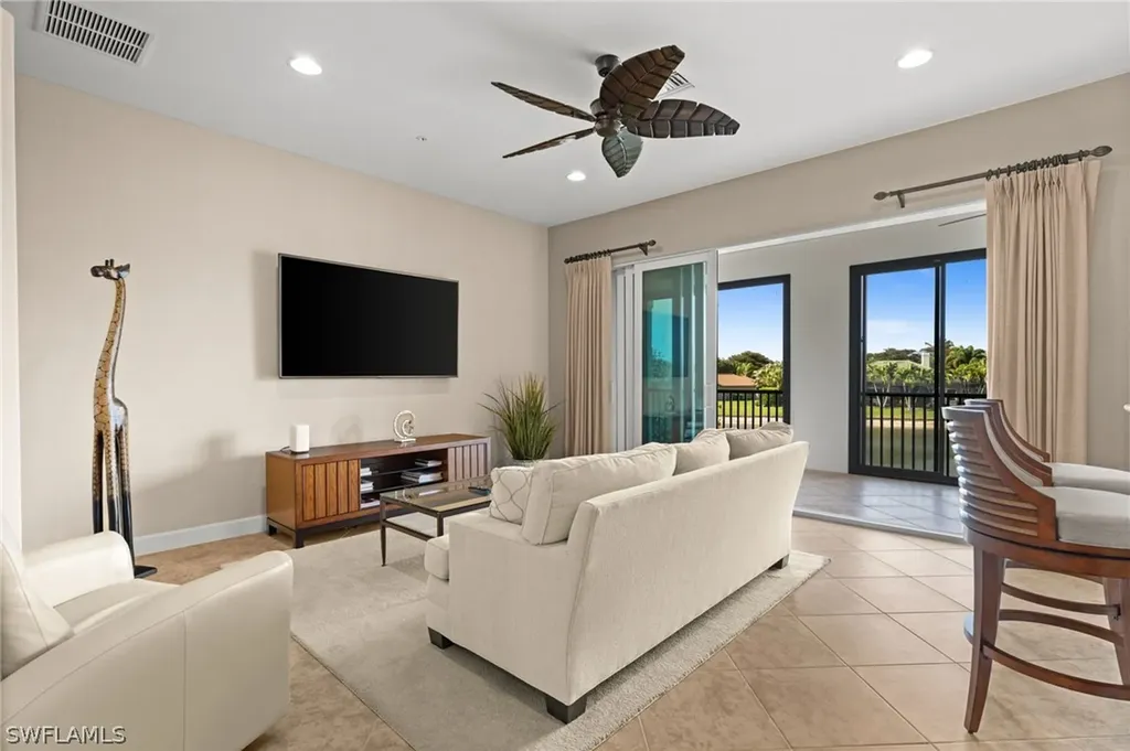 8069 Players Cove Drive Naples FL 34113