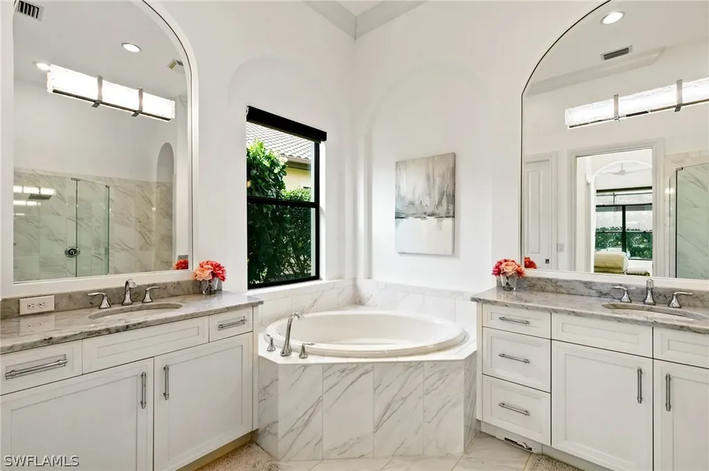 7509 Lantana Circle Naples FL 34119