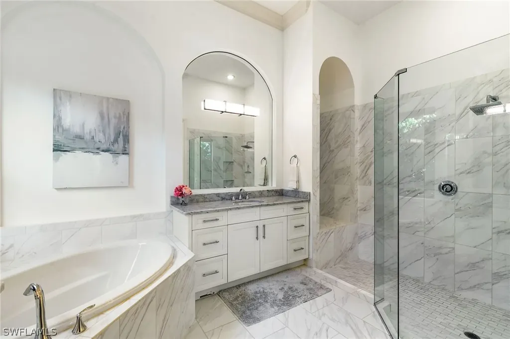 7509 Lantana Circle Naples FL 34119