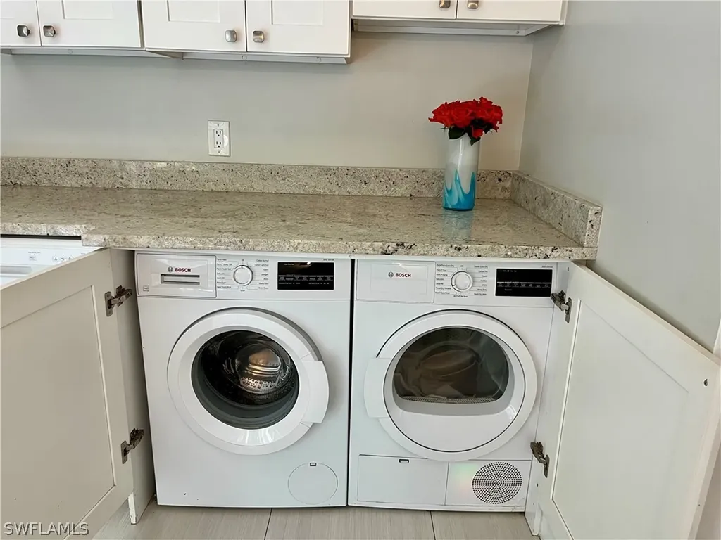 216 Bob O Link Way Naples FL 34105