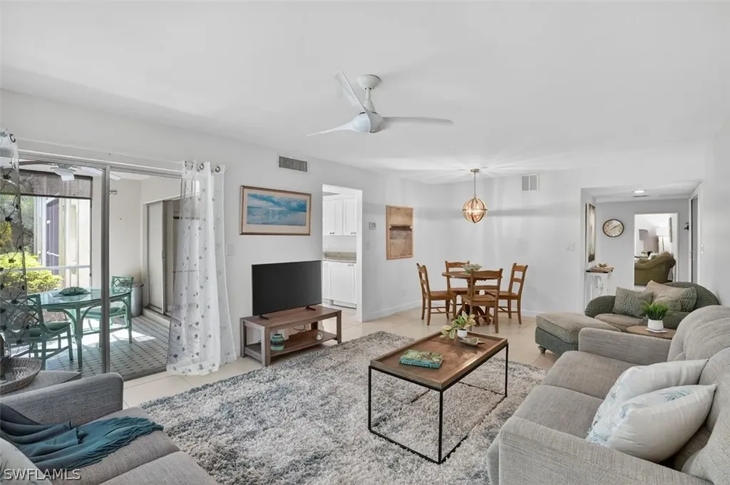 216 Bob O Link Way Naples FL 34105
