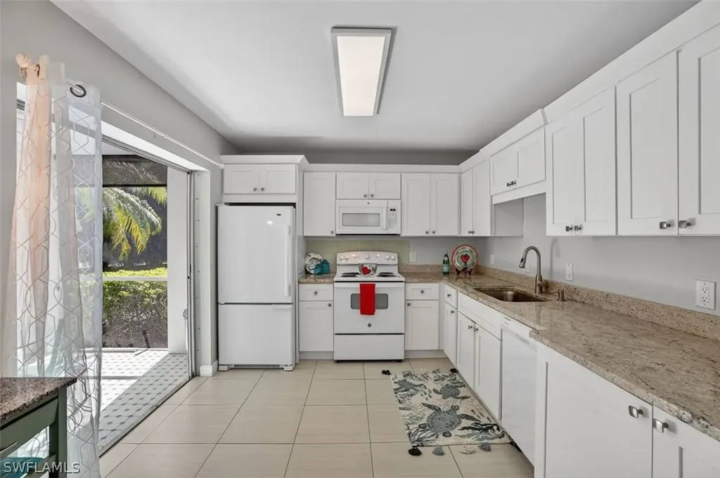 216 Bob O Link Way Naples FL 34105
