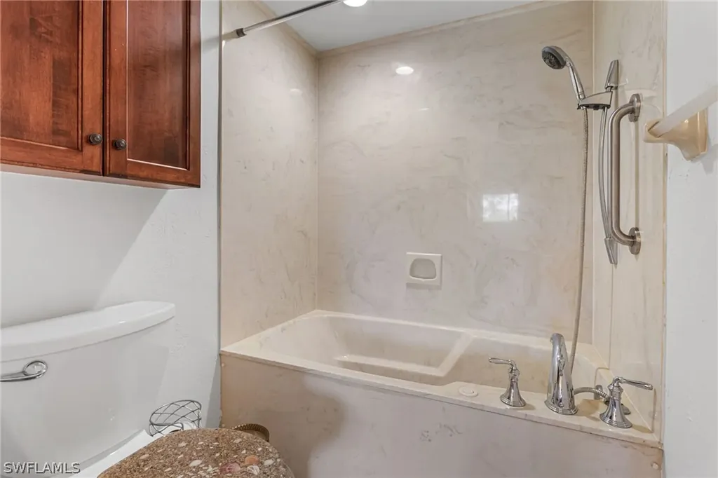 15470 Cedarwood Lane Naples FL 34110