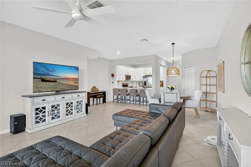 2821 Citrus Street Naples FL 34120