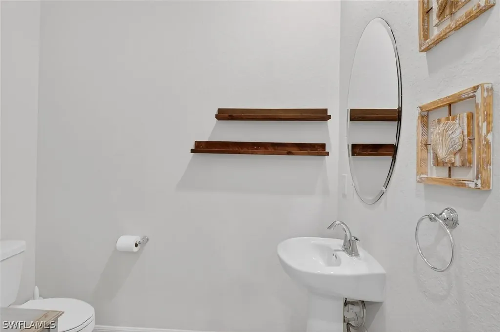 2821 Citrus Street Naples FL 34120