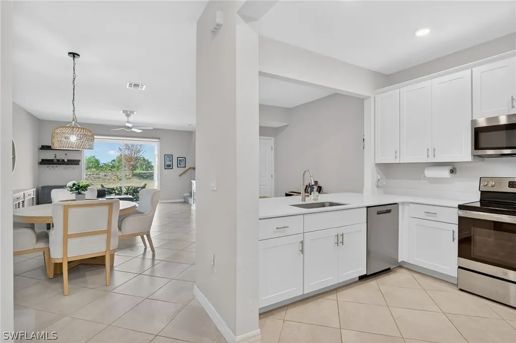2821 Citrus Street Naples FL 34120