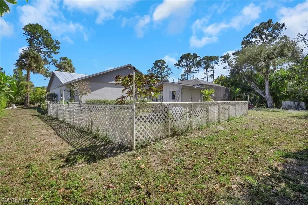 28025 Oak Lane Bonita Springs FL 34135