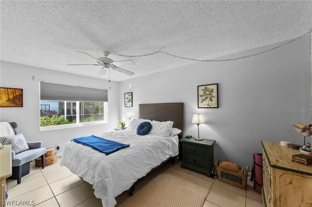 256 Palm Drive Naples FL 34112