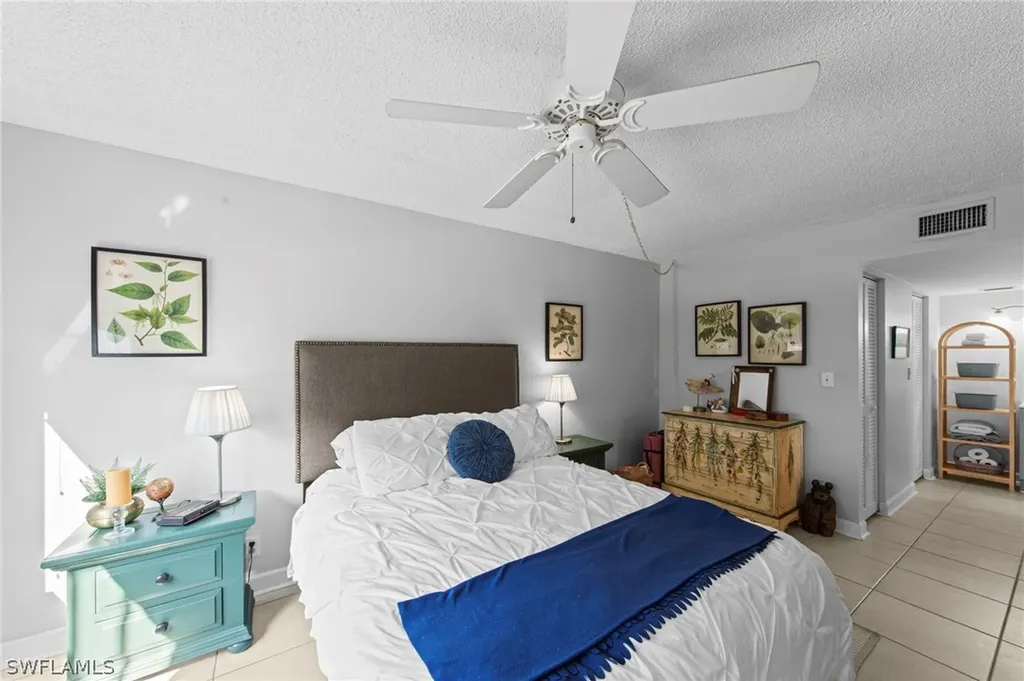 256 Palm Drive Naples FL 34112
