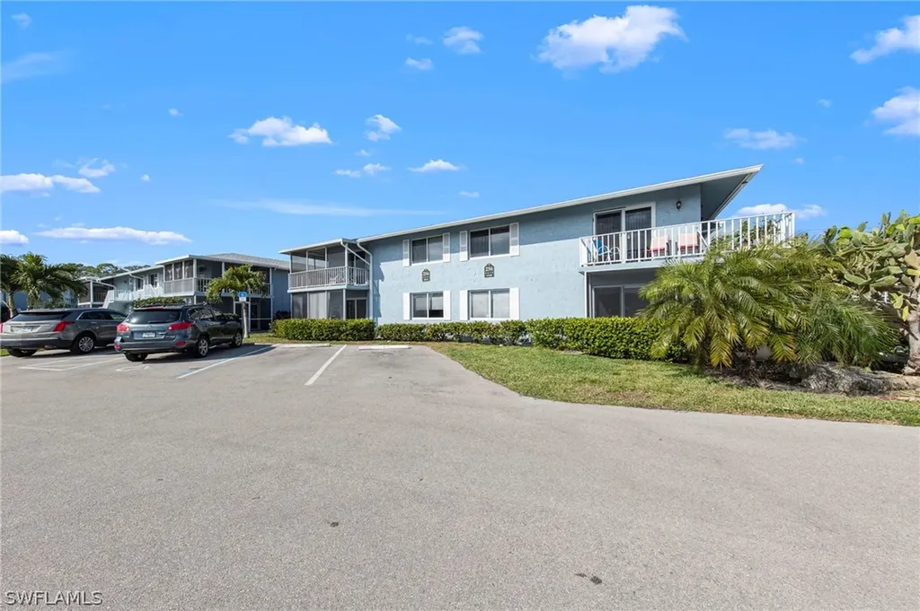 256 Palm Drive Naples FL 34112