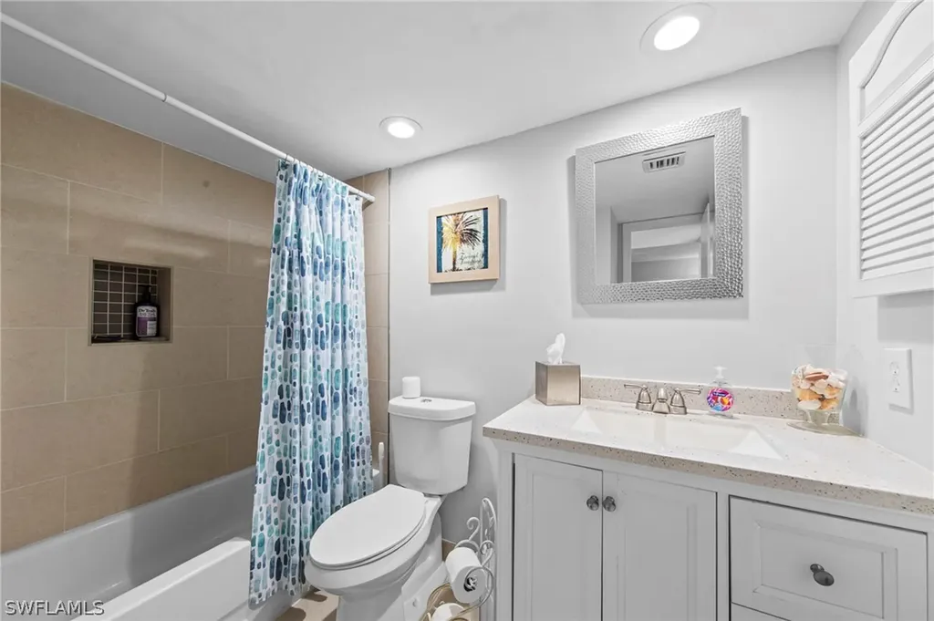 256 Palm Drive Naples FL 34112